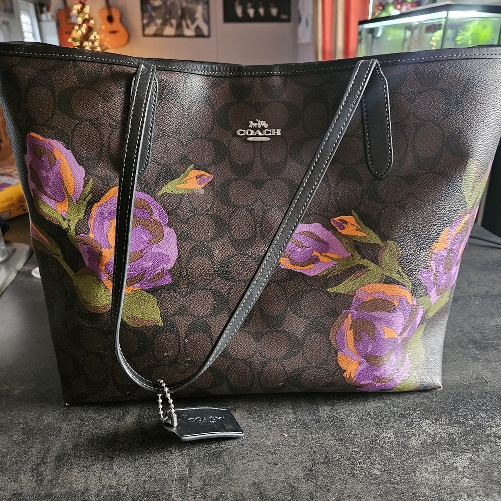 Coach City Tote rose print